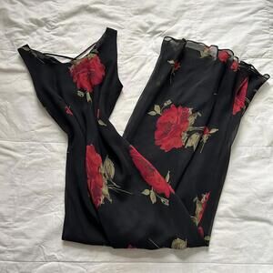 Vintage paper tag Y2K Black floral maxi dress with red rose print Size 12